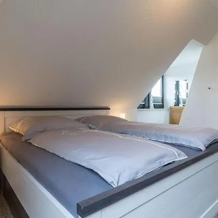 Apartment Coastal Air In *